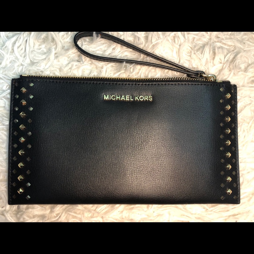 Michael Kors wristlet